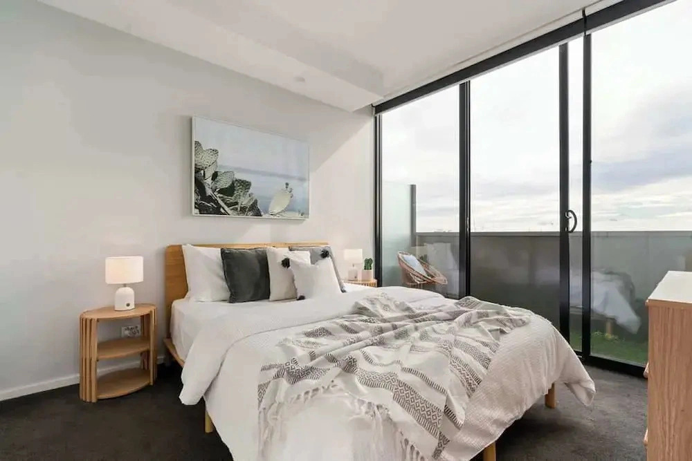 City Meets The Sea Melbourne Penthouse