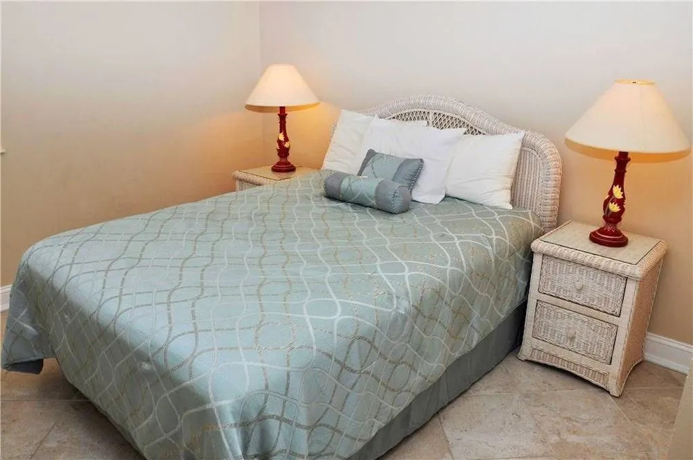 Ocean Bay Club 104 - 4 Br condo by RedAwning