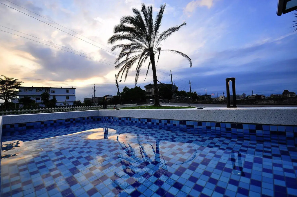 M2 Villa