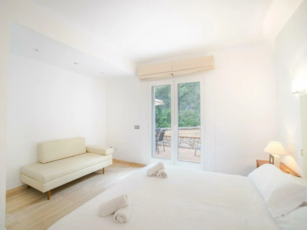 Spectacular Holiday Home in Alcudia with Private Pool
