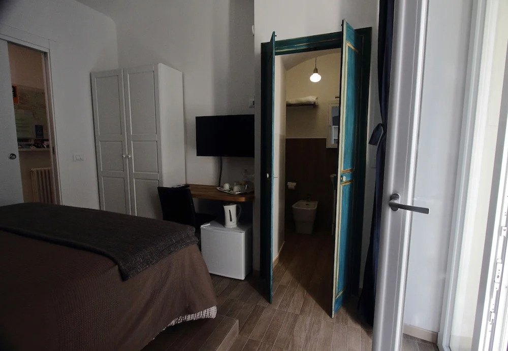 Lia Rooms Cinque Terre Wave
