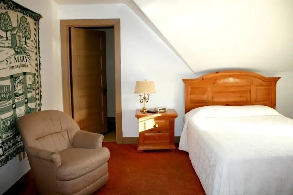 The Cozy Afghan Bed & Breakfast
