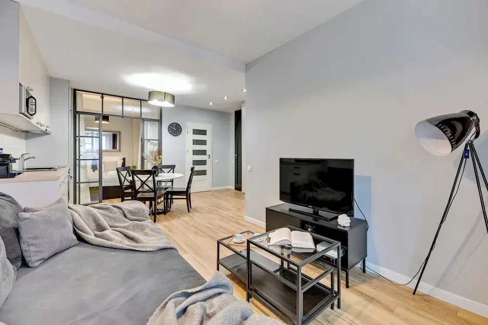 Waterlane Riverside SPA, Pool & Gym by Downtown Apartments