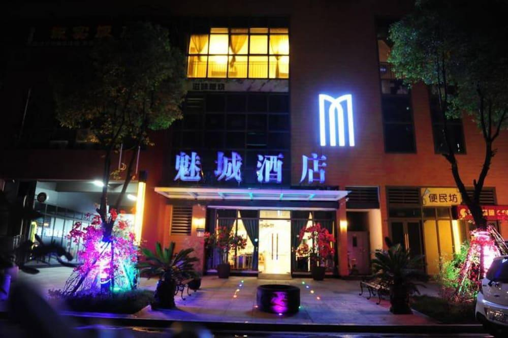 Zhixiang Holiday Inn
