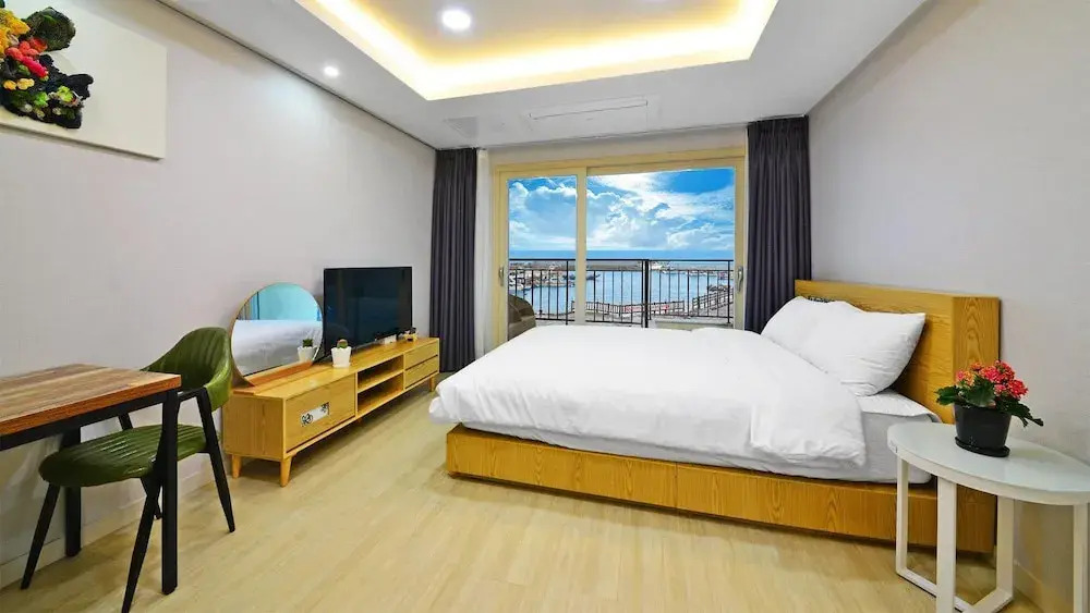 Seogwipo Daepyeong Olleh Pension