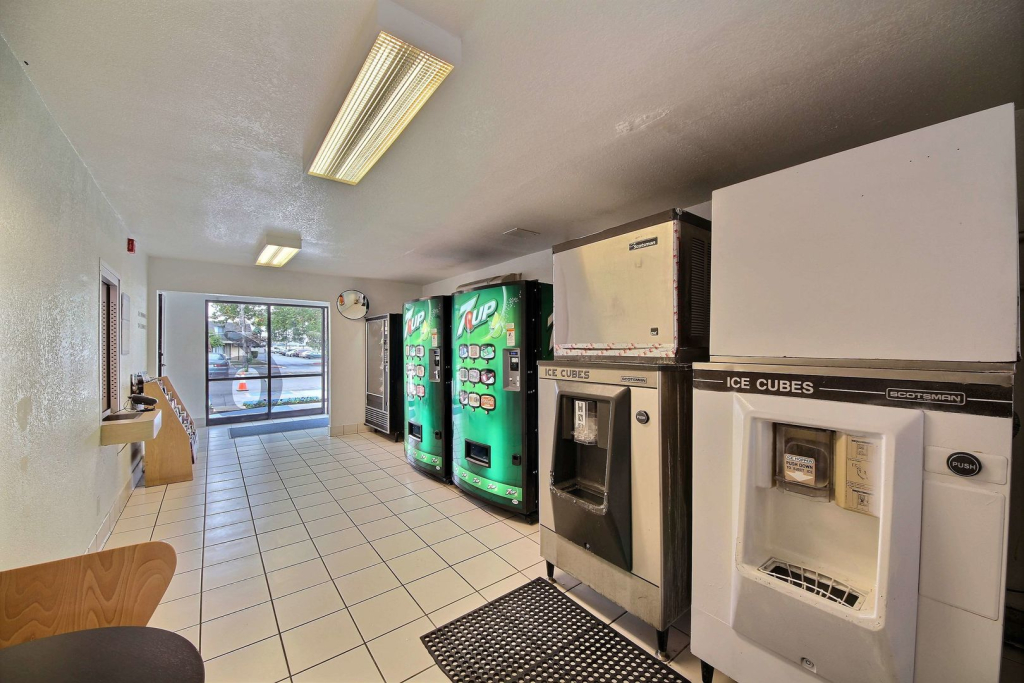 Motel 6-San Marcos, TX
