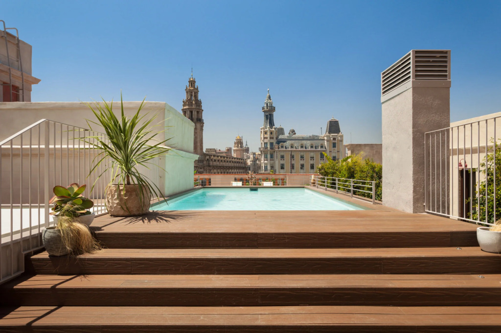 Port in Barcelona with 1 bedrooms and 1 bathrooms