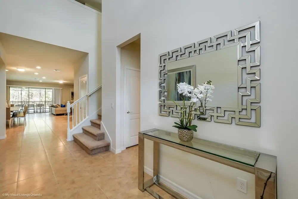Gorgeous 8br/5ba Windsor at Westside Resort Pool Villa Mins to Disney 1662la