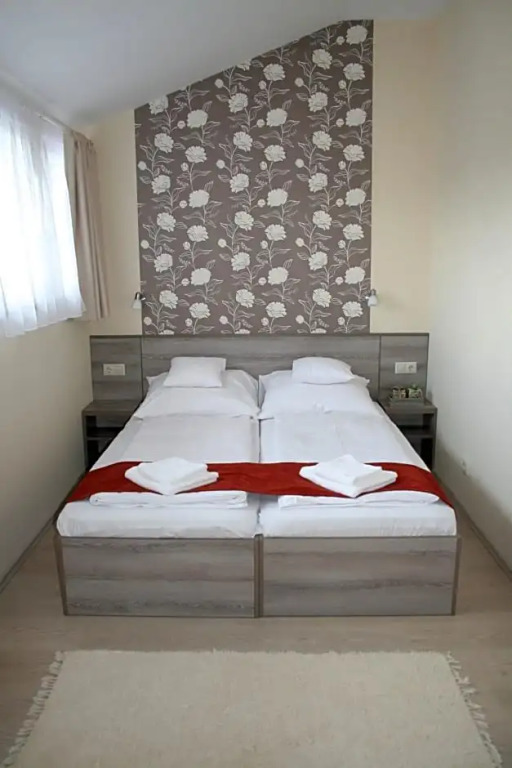 Piroska Csárda és Panzió