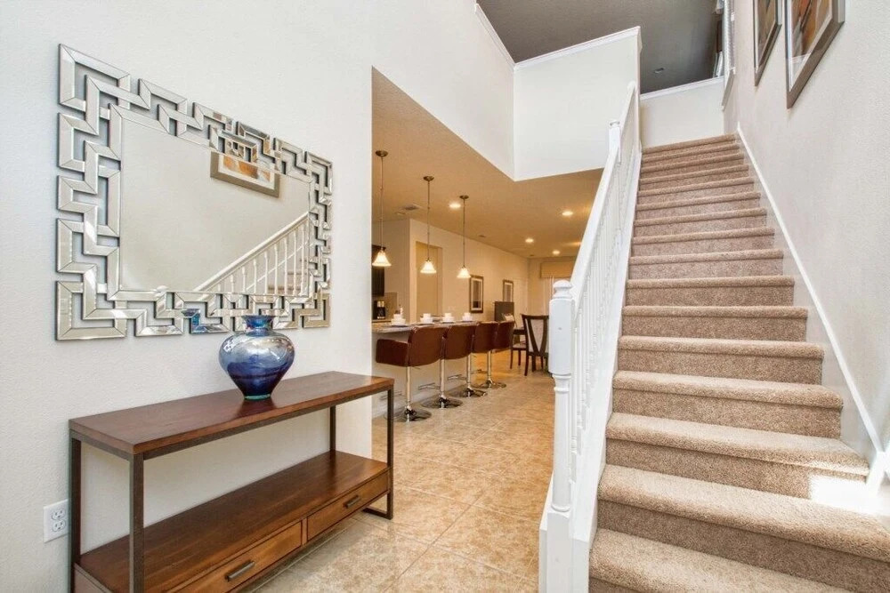6 Bed House W/pool &spa In Windsor Westside 3708ww 6 Bedroom Home