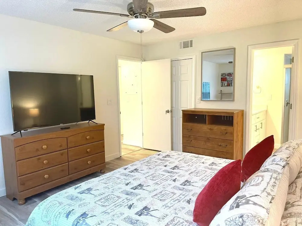 Three Bedroom Apartment #5 -- 5003 LBC -- Vusa Three Bedroom Condo Apartment