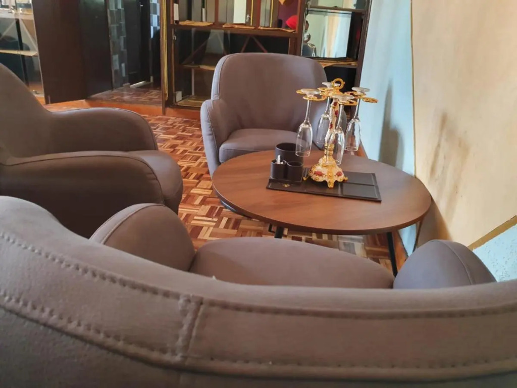 The VIP Luxury Lounge