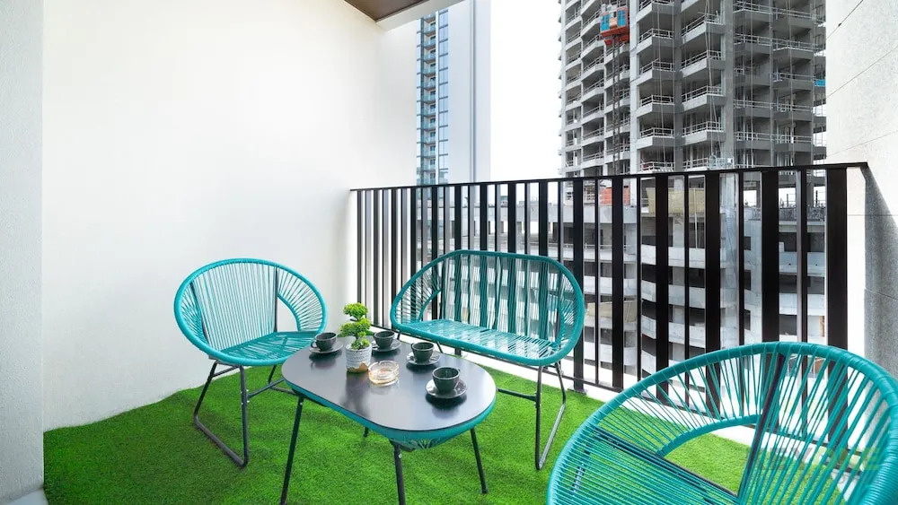 KOHH – 1BR in Wilton Terraces