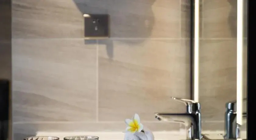 Отель La Fountain Hotel & Resort Sanya