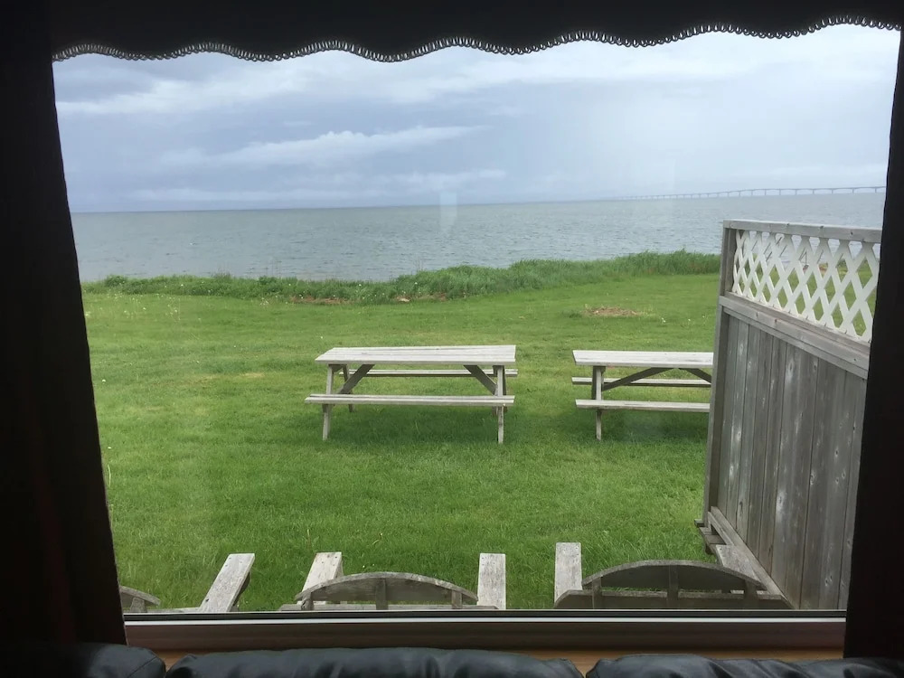 Seabreeze Cottage