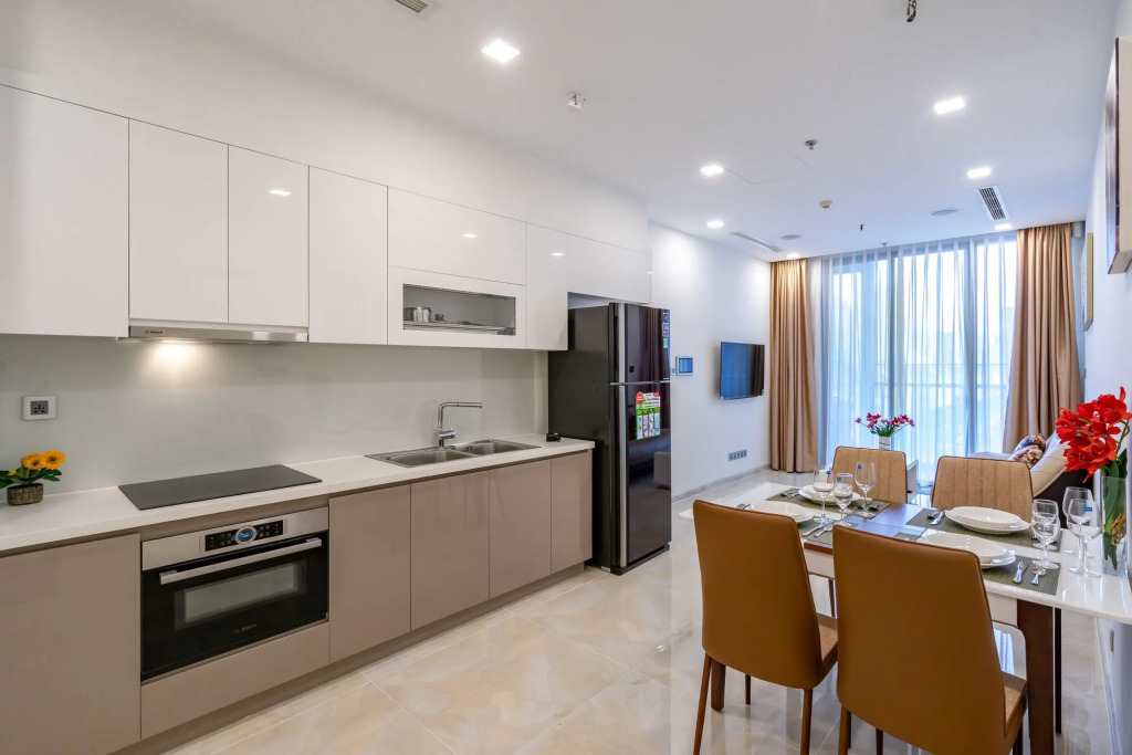 Urban House Saigon - Golden River