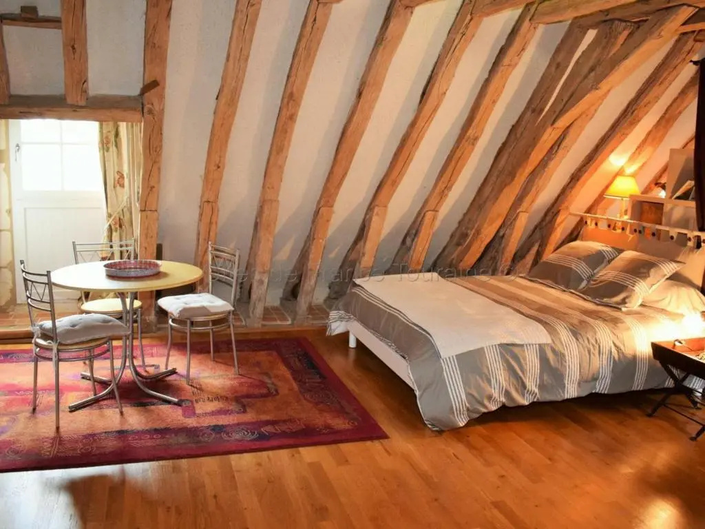 Gîte de Charme Rénové, Idéal Famille, Centre-Ville, WiFi, Parking Gratuit, Vélo Bienvenue - FR-1-381-268