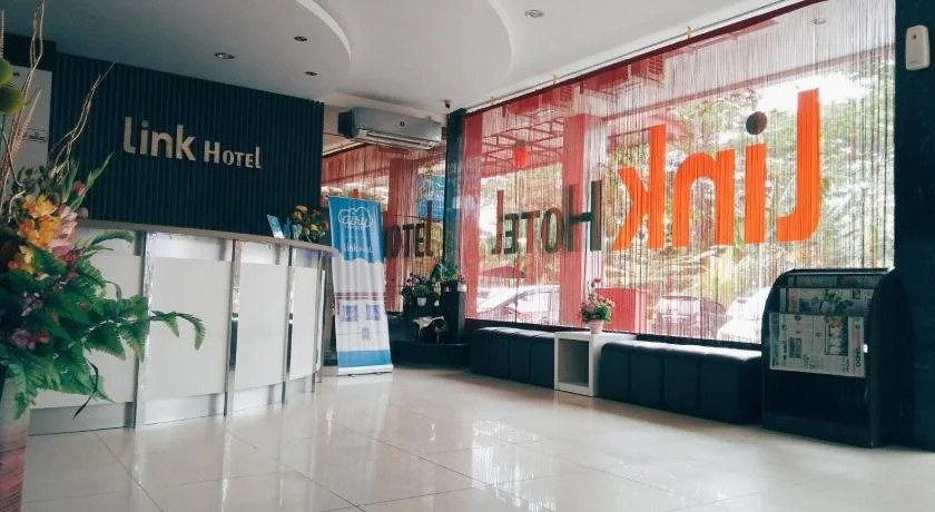 Link Hotel