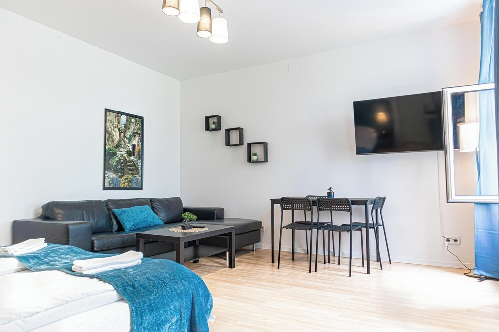 Stylish 1BR Apartment Meidling Center