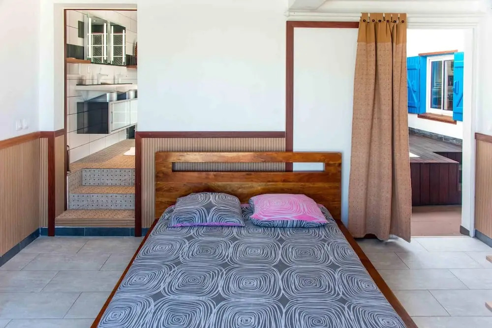 House with 2 Bedrooms in Saint-Pierre, with Wonderful Sea View, Furnished Terrace And Wifi