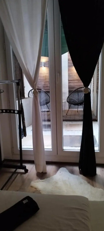 Studio Apartman Black & White Centar Sarajevo free parking