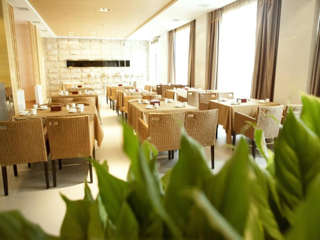 5Yue Inn Linan Branch