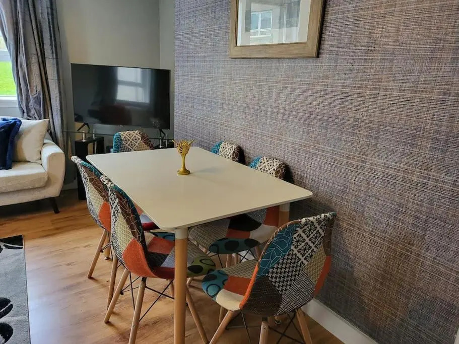 4 Bedroom Apts at Sensational Stay Serviced Accommodation Aberdeen- Powis Crescent
