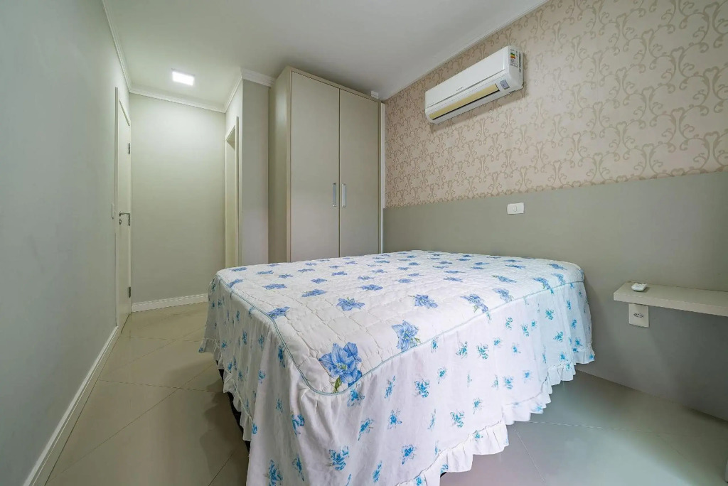 250 - Apartamento completo com 3 quartos em Santa Catarina próximo do mar