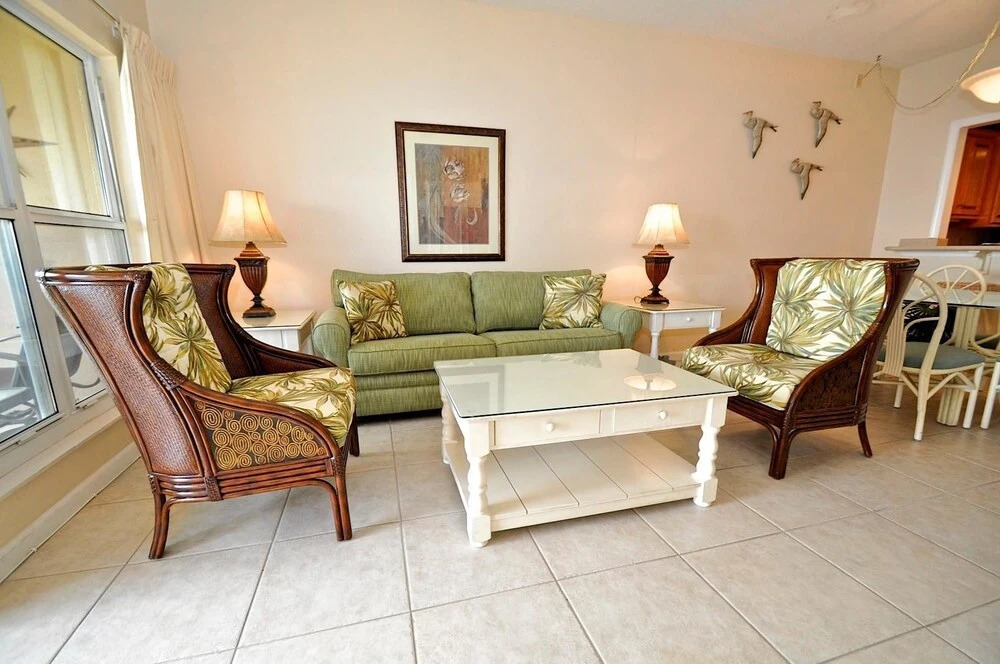 24 Players Club 2 Bedroom Condo By Coastal Dreamin