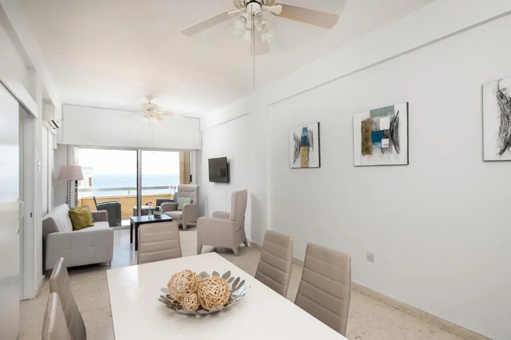 Apollon Beachfront Apartment 302