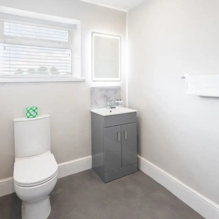 Host Stay Clifton Studio 2