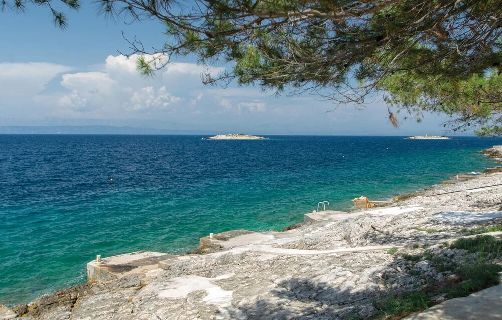Awesome Home in Prigradica With Wifi and 3 Bedrooms