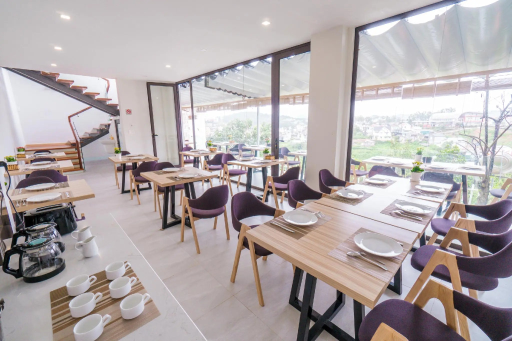 Dalat Home