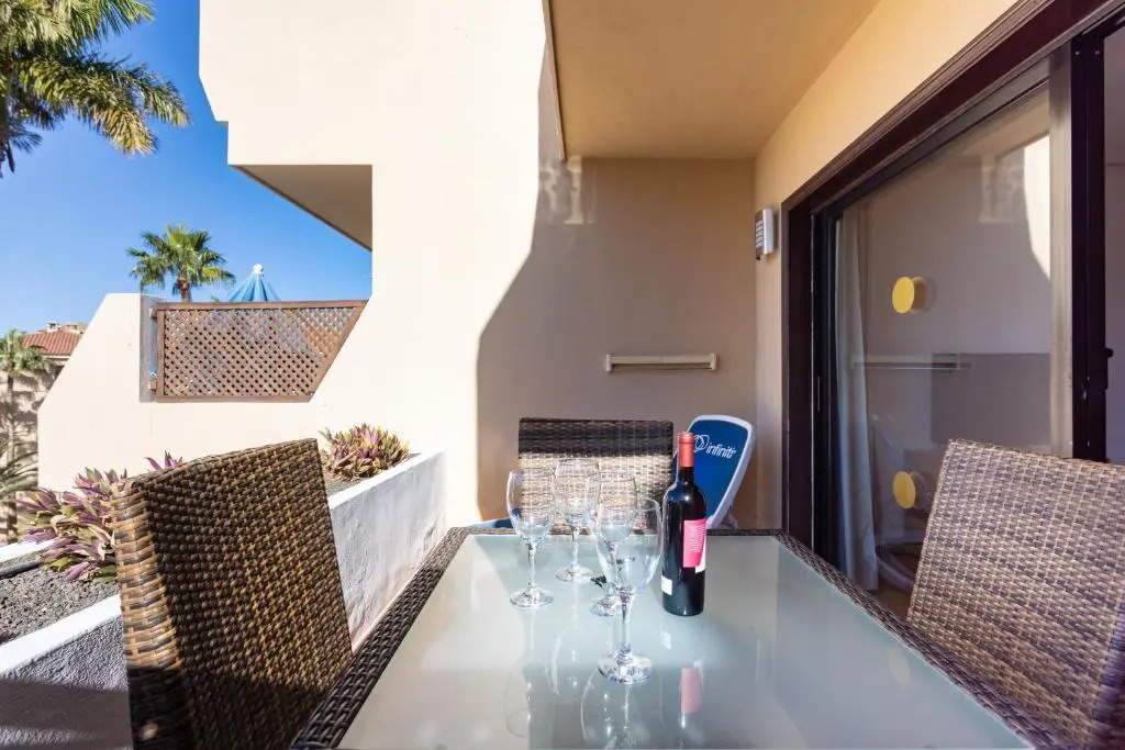 Oceanfront Tenerife South Albatros 270