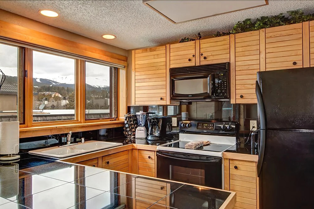Skier's Choice Studio