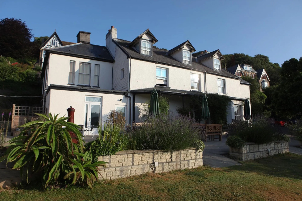 Epchris House