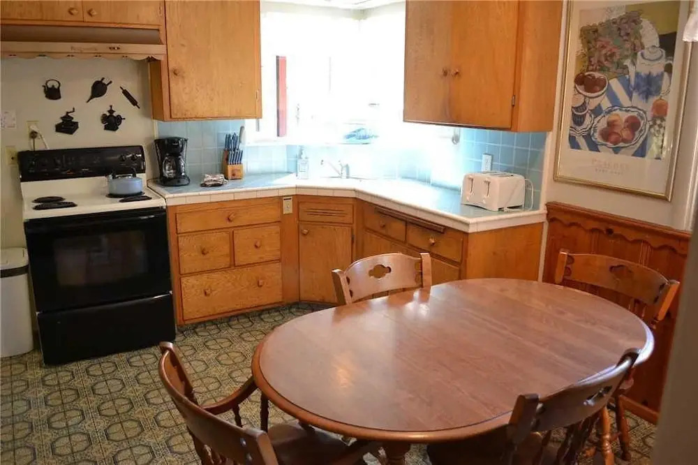 4062 Azure 4 Bedrooms 2 Bathrooms Home