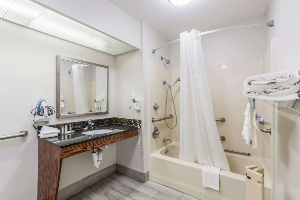 Quality Inn Gallatin-Nashville Metro