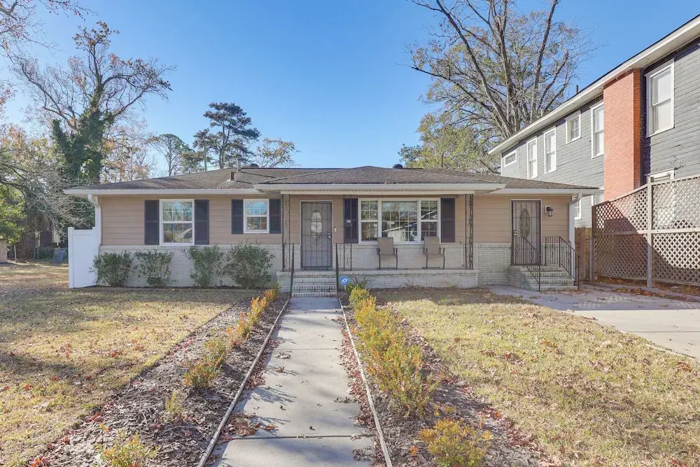 2 Mi to Downtown Savannah: Historic Home