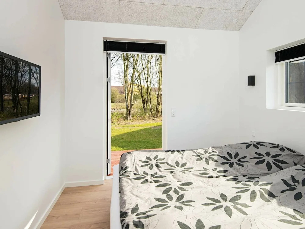 Charming Holiday Home With Private Whirlpool at Jutland