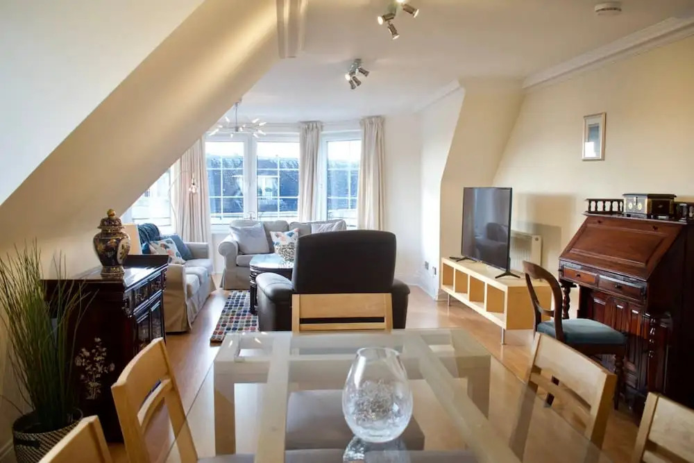 Luxury Penthouse Apartment In Edinburgh