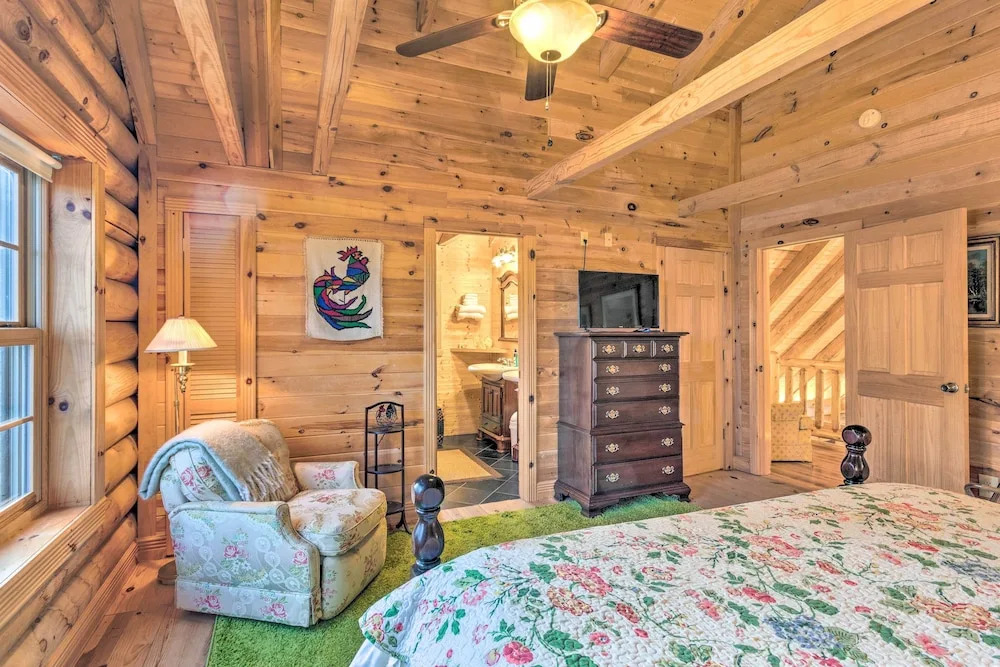 Wraparound Deck: Linville Mountain Cabin