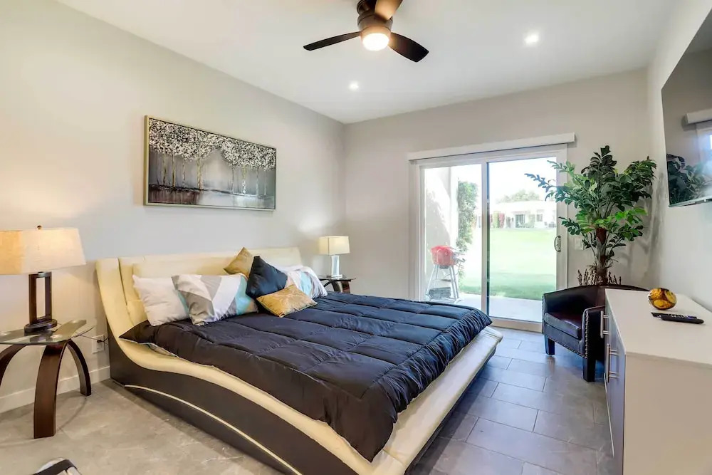 11 Mi to Coachella Valley: Pet-friendly Home!