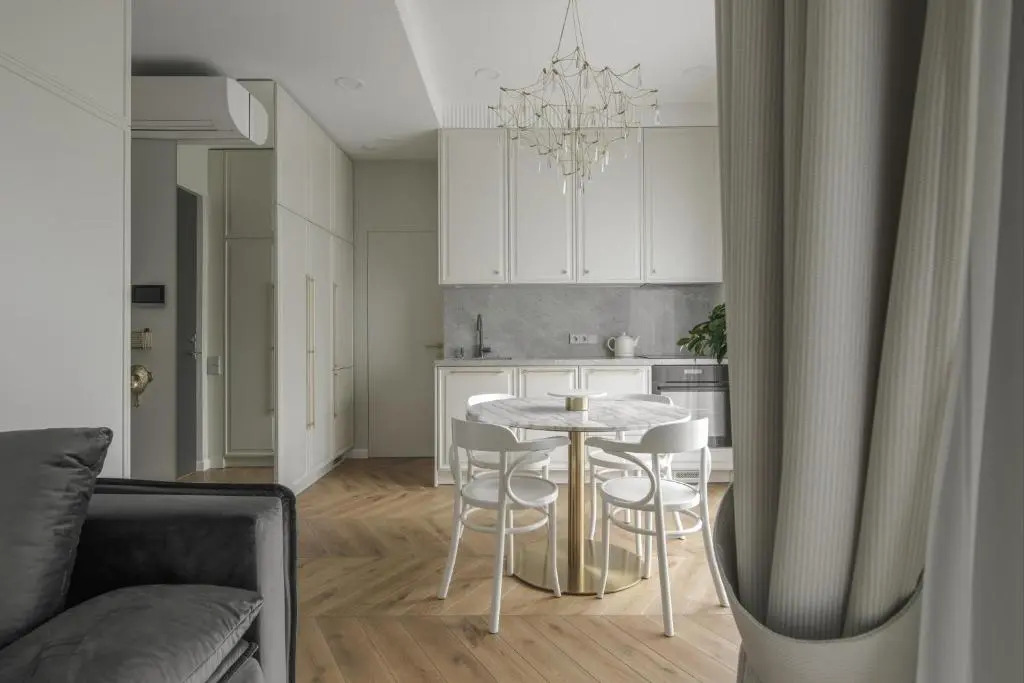 Lovely apartment in Vilnius Old Town by IVIS House