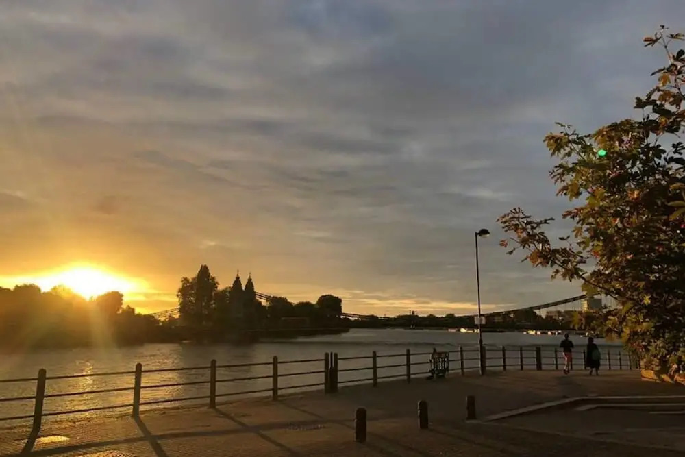 3636 - London