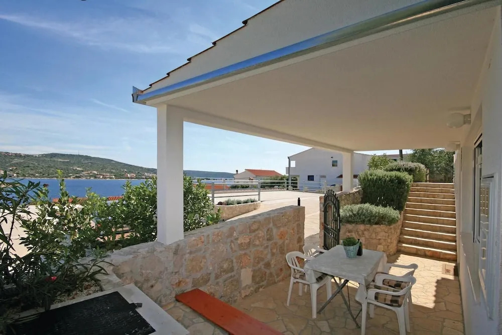 Holiday Home Rogoznica 26 With Game Room