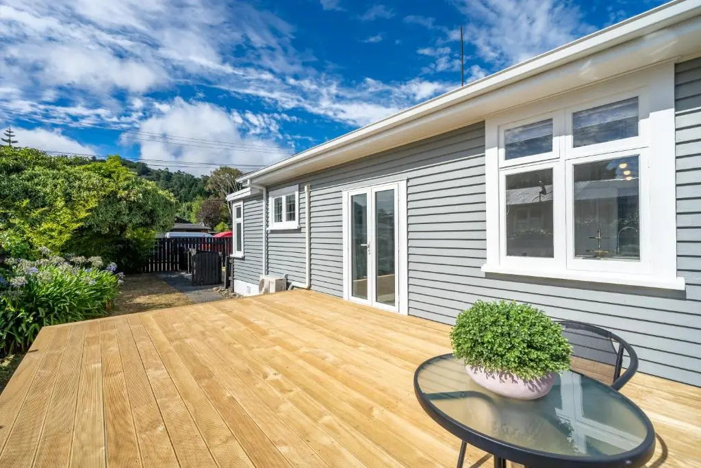 Ivy Cottage - Stylish, Spacious & Near Amenities