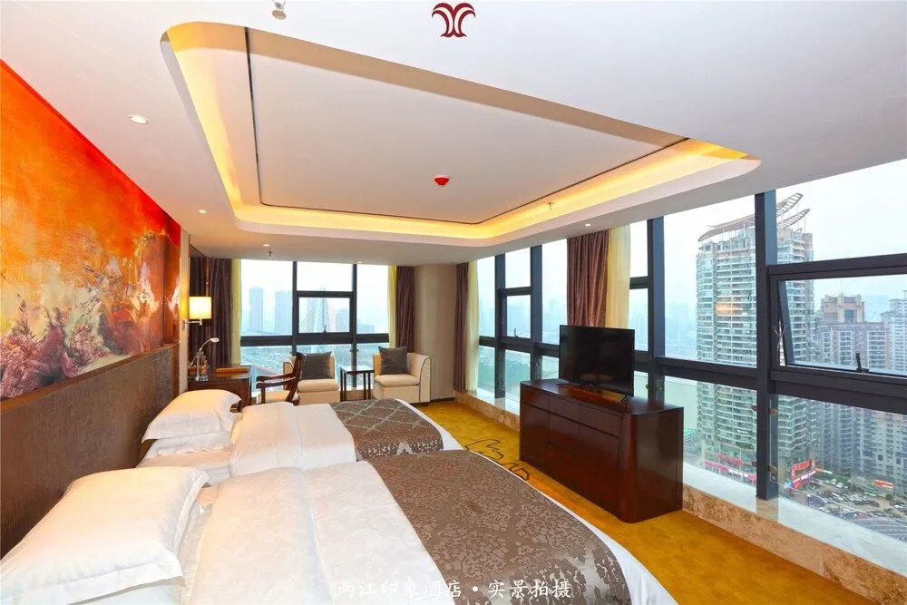River Four Seasons Hotel
