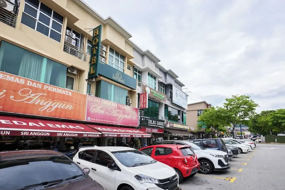 Fast Hotel Sri Gombak Near Batu Caves