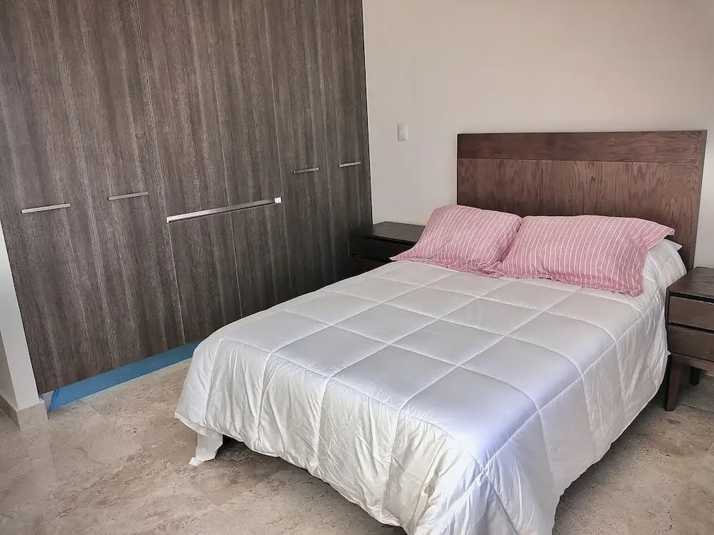 Central 102 Apartments